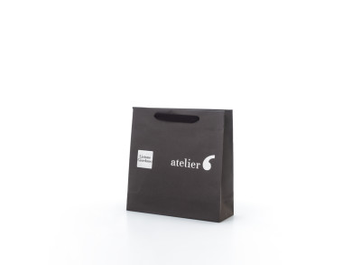 Shopping bag 30x10x30 H - Carta Kraft Bianco 170 gr. - Stampa 1 colore fondo pieno + a caldo argento - maniglia fettuccia cotone cm 45